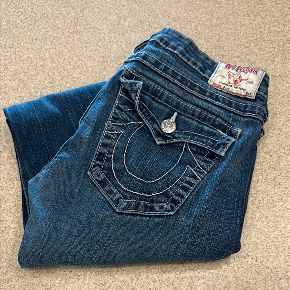 True Religion Women's Blue Jeans size 31 straight cut